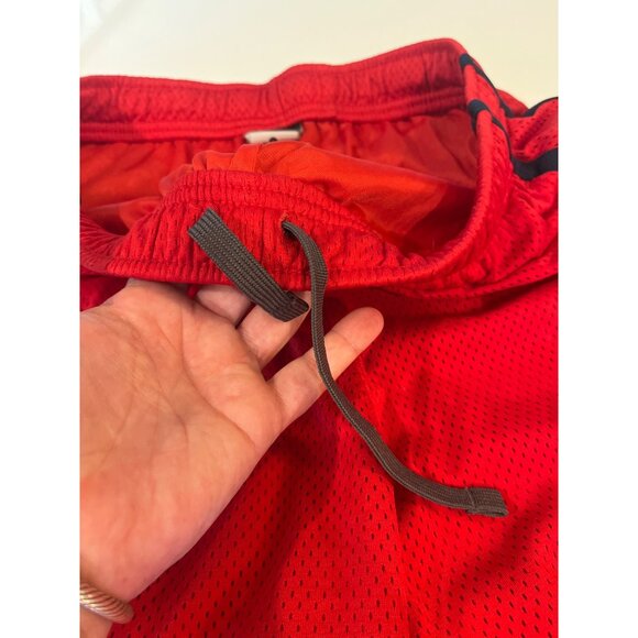 Nike Mens Red Mesh Athletic Shorts With Side Pockets & Drawstring - Size L - Picture 4 of 4